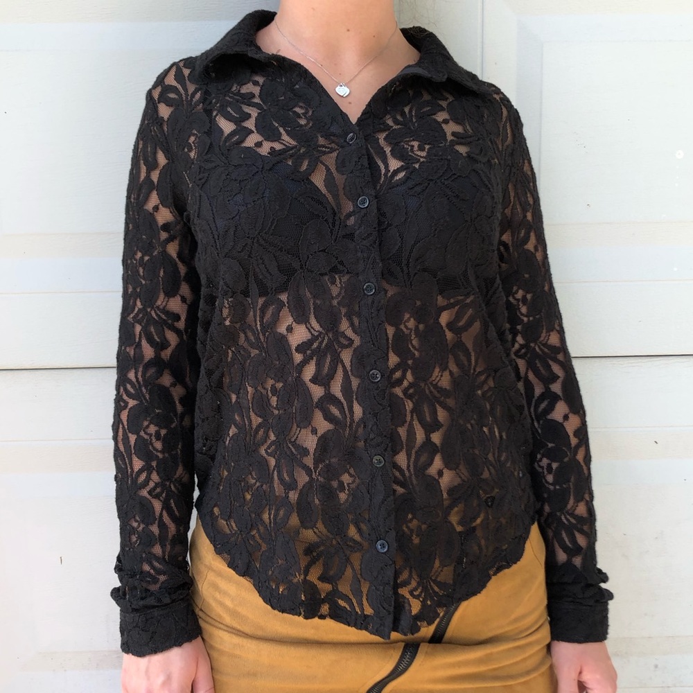 Lace Longsleeve